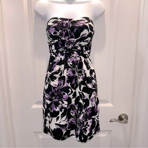 Strapless Floral Dress w/ Pockets!